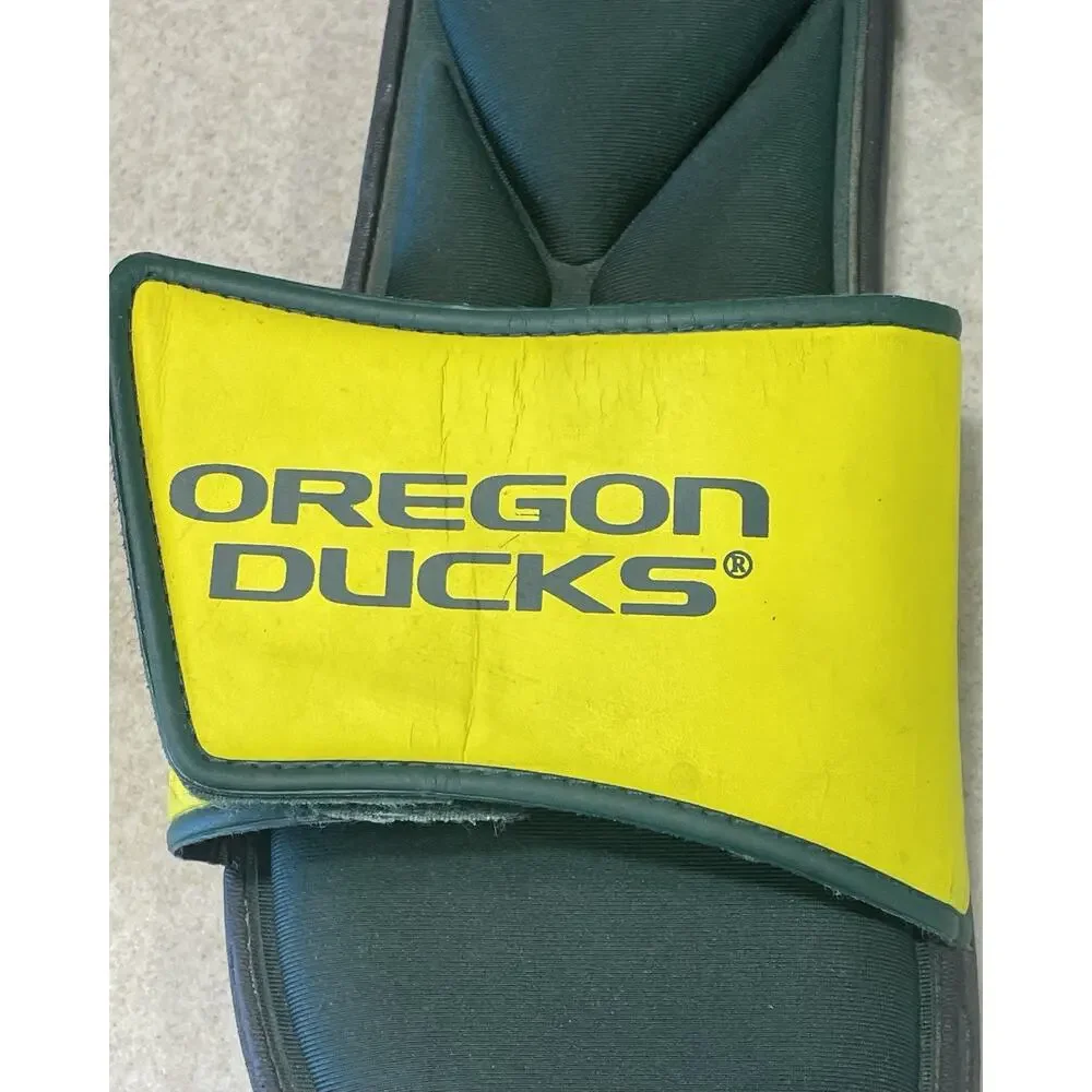 Oregon Ducks Cushioned Slide Sandals Adjustable Men’s Size XL 13-14 -Comfortable